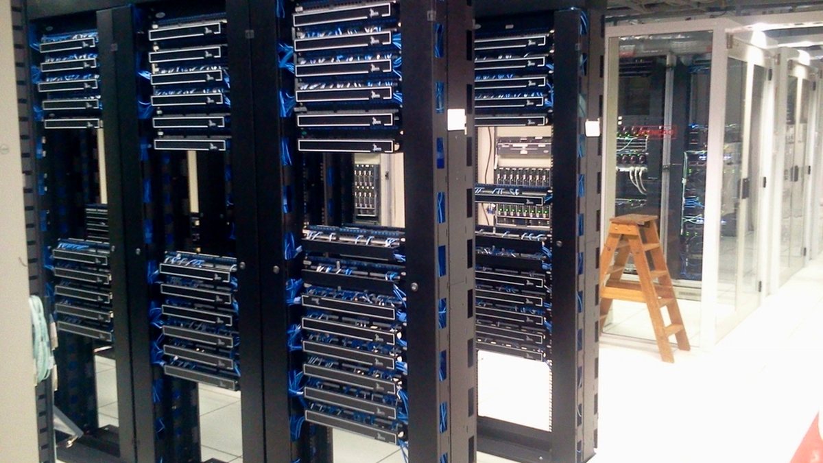 Регламенты по информационной безопасности: доступ, пароли, резервное копирование в Томске